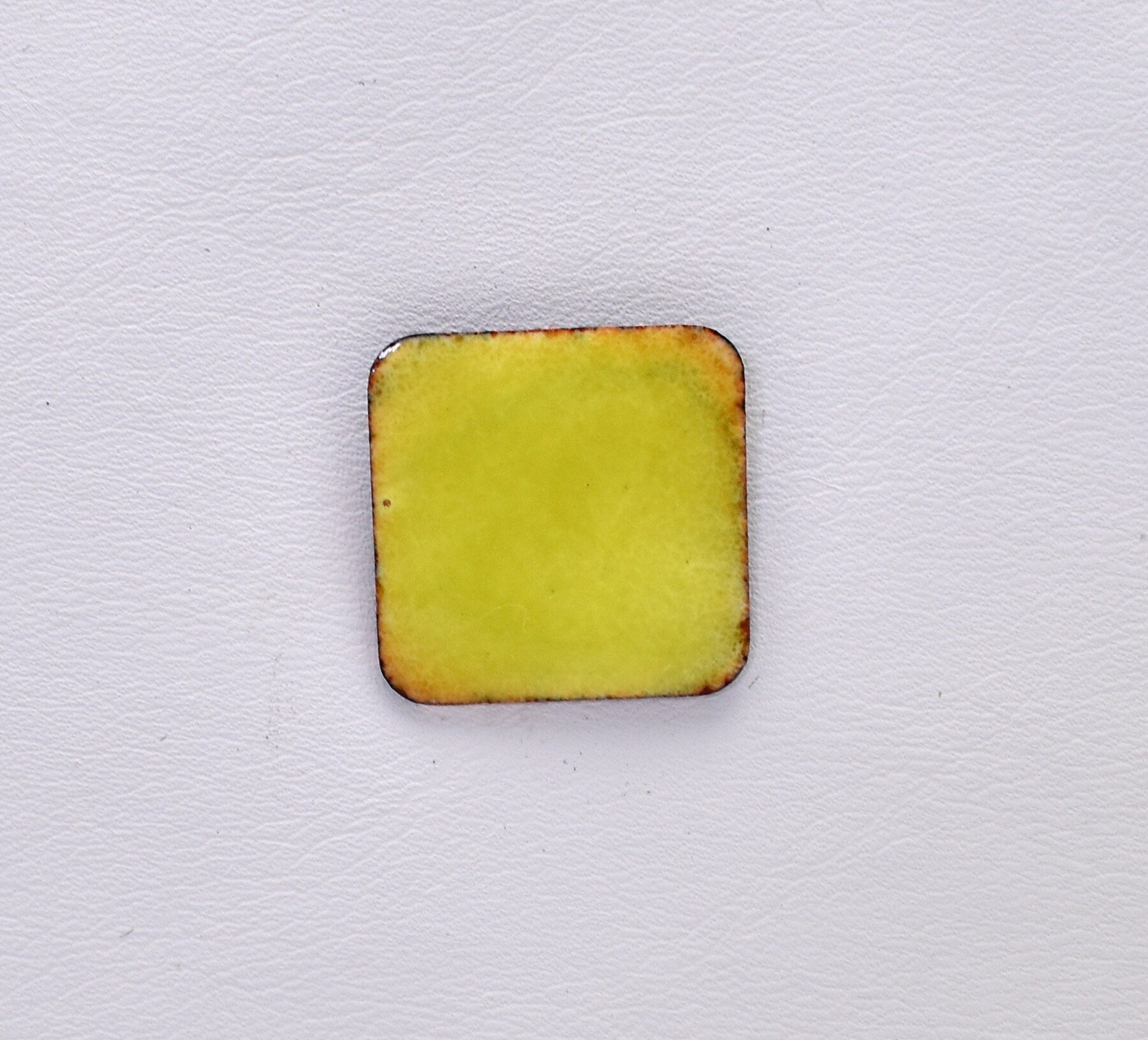 Pearly's Enamel Powder No. 327 Transparent Yellow 3oz. (85gr.) Great for torch/kiln/Cloisonné and Wet Packing Enameling