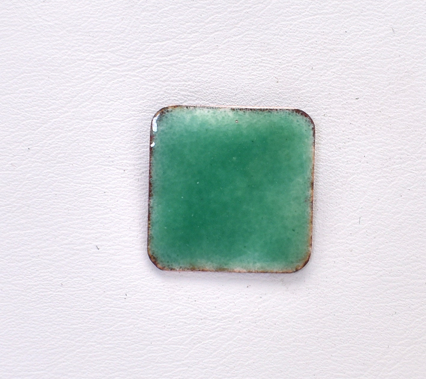Pearly's Enamel Powder No. 325 Transparent Bright Green 3oz. (85gr.) Great for torch/kiln/Cloisonné and Wet Packing Enameling