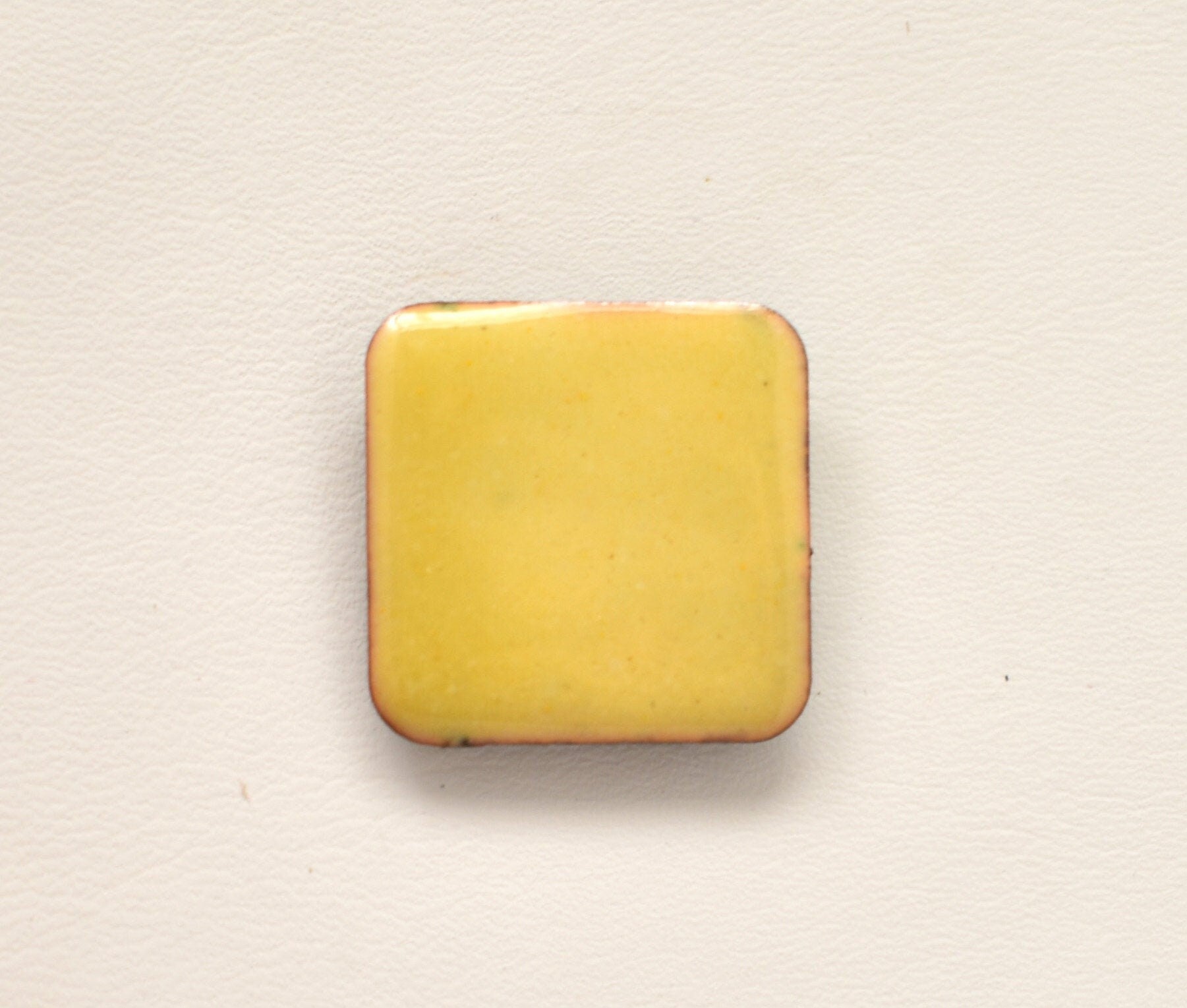Pearly's Enamel Powder No. 441 Opaque Dynasty Yellow Lead Free 3 oz. (85gr.) Great for torch/kiln/Cloisonné and Wet Packing Enameling