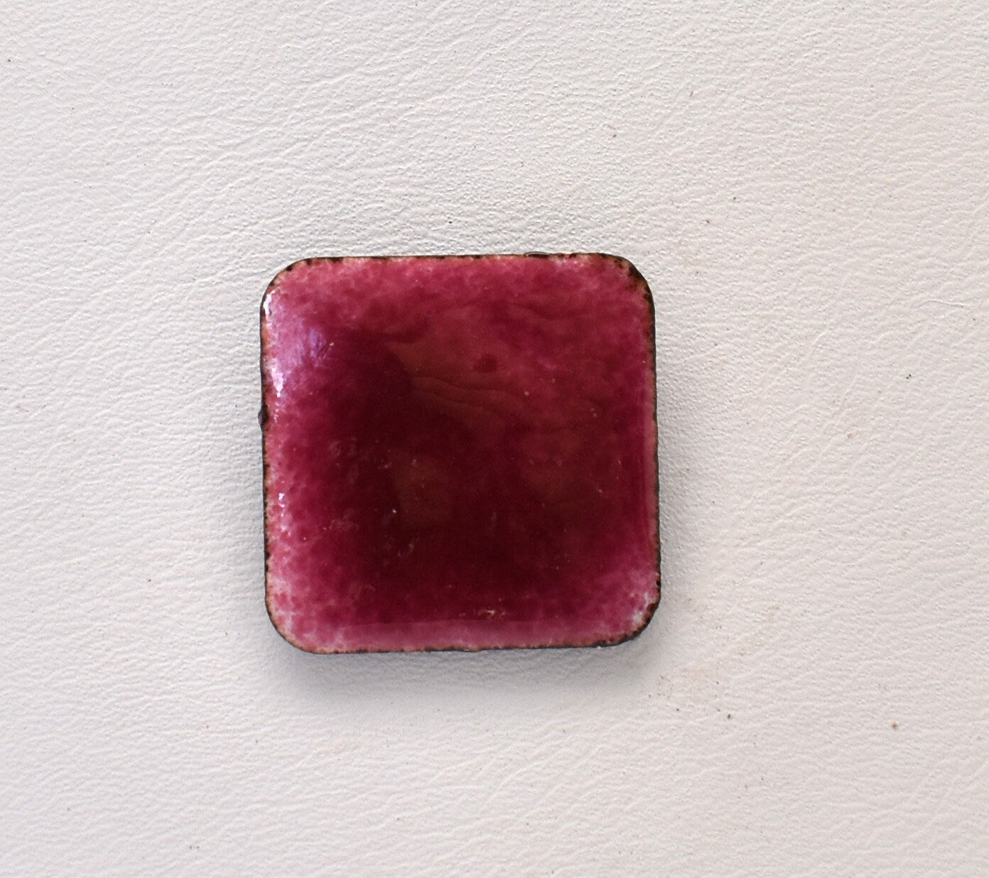 Pearly's Enamel Powder No. 249 Transparent wild berry 3oz. (85gr.) Great for torch/kiln/Cloisonné and Wet Packing Enameling