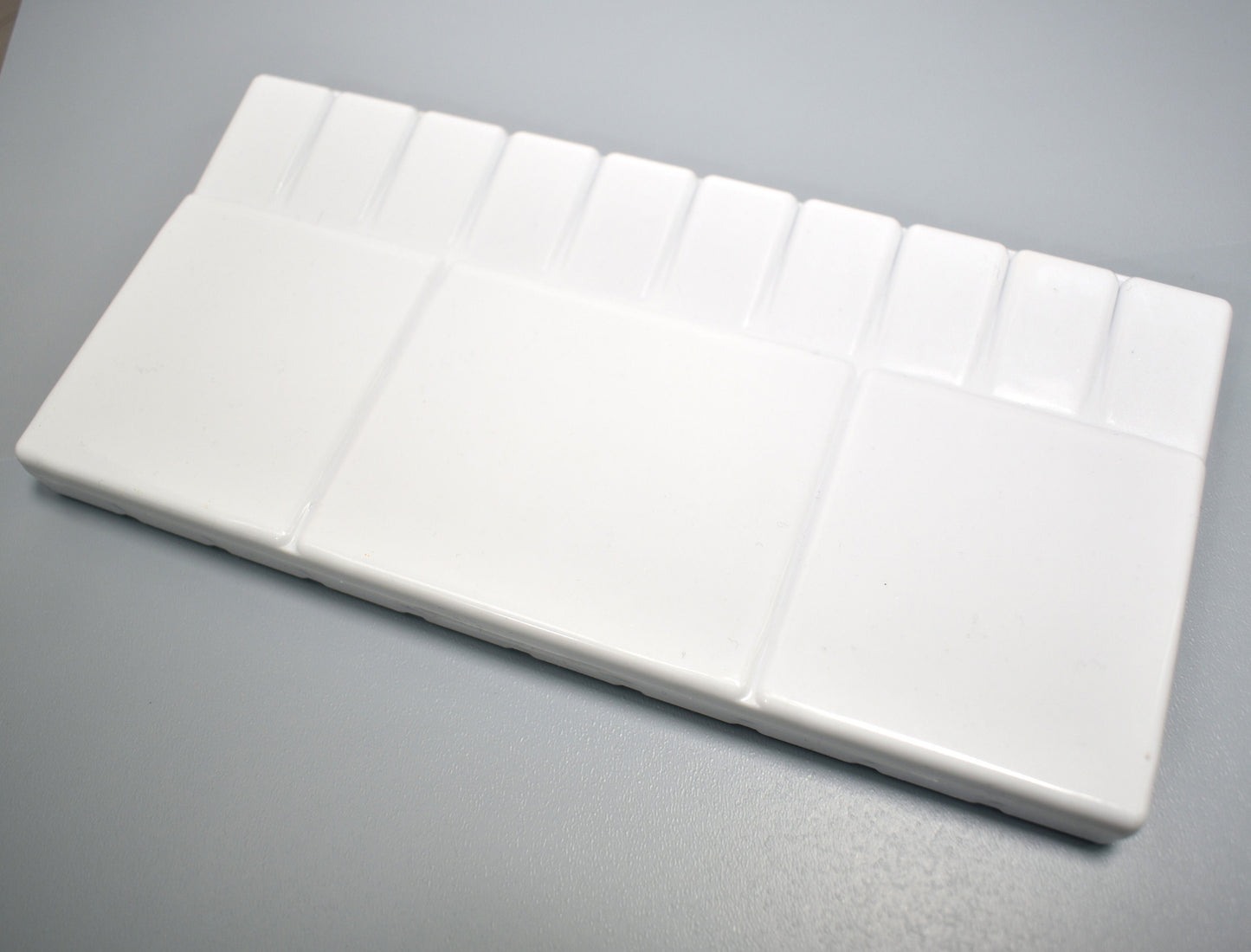 Paints - Plastic Mixing Palette for Watercolor 25 cells