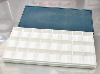 Enameling Supplies 24 Cells Paints Palette Watercolor Acrylic Oil Painting Container Box with Soft Lid