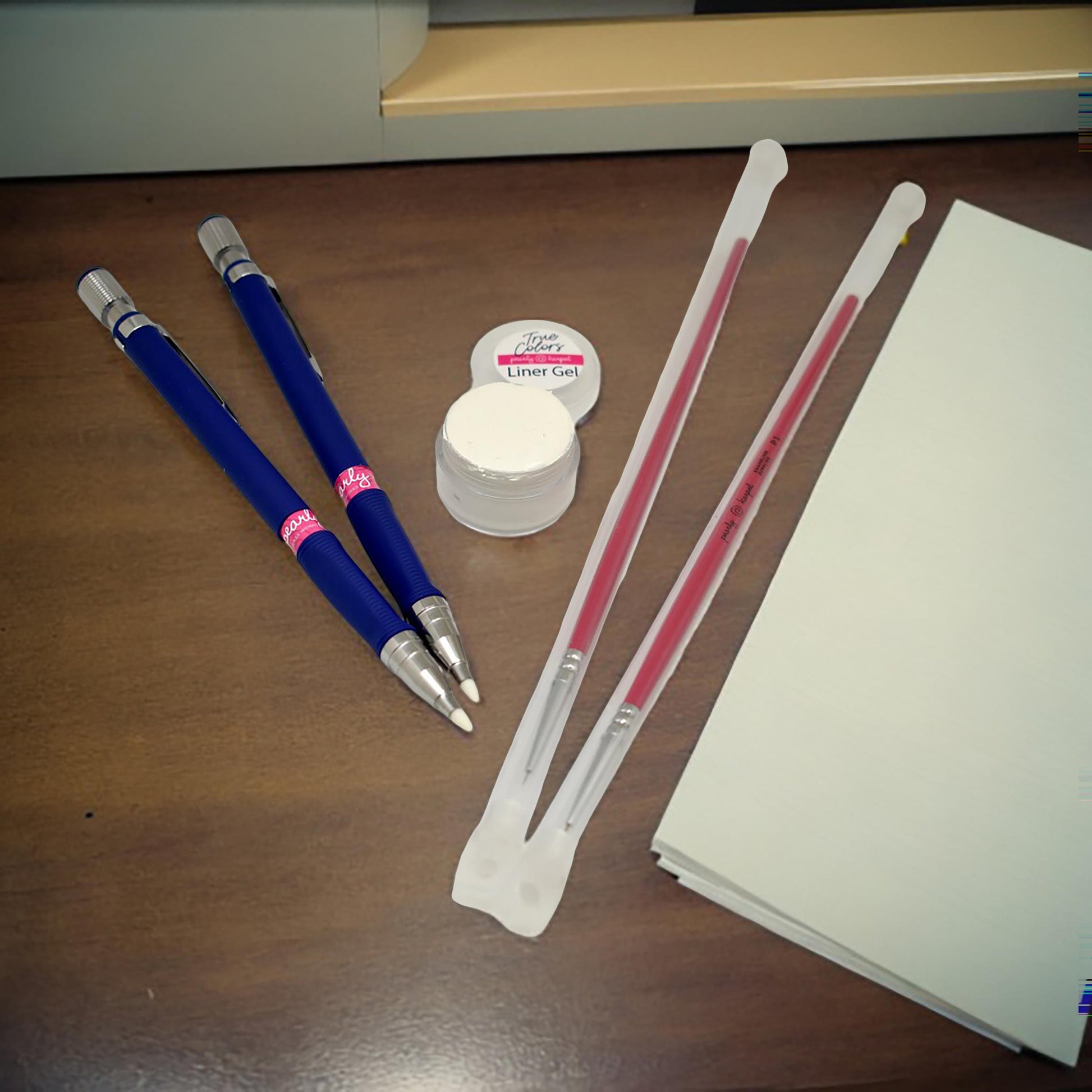 Kits, The White Liner Gel Kit - lead free - great for adding detailds and contour