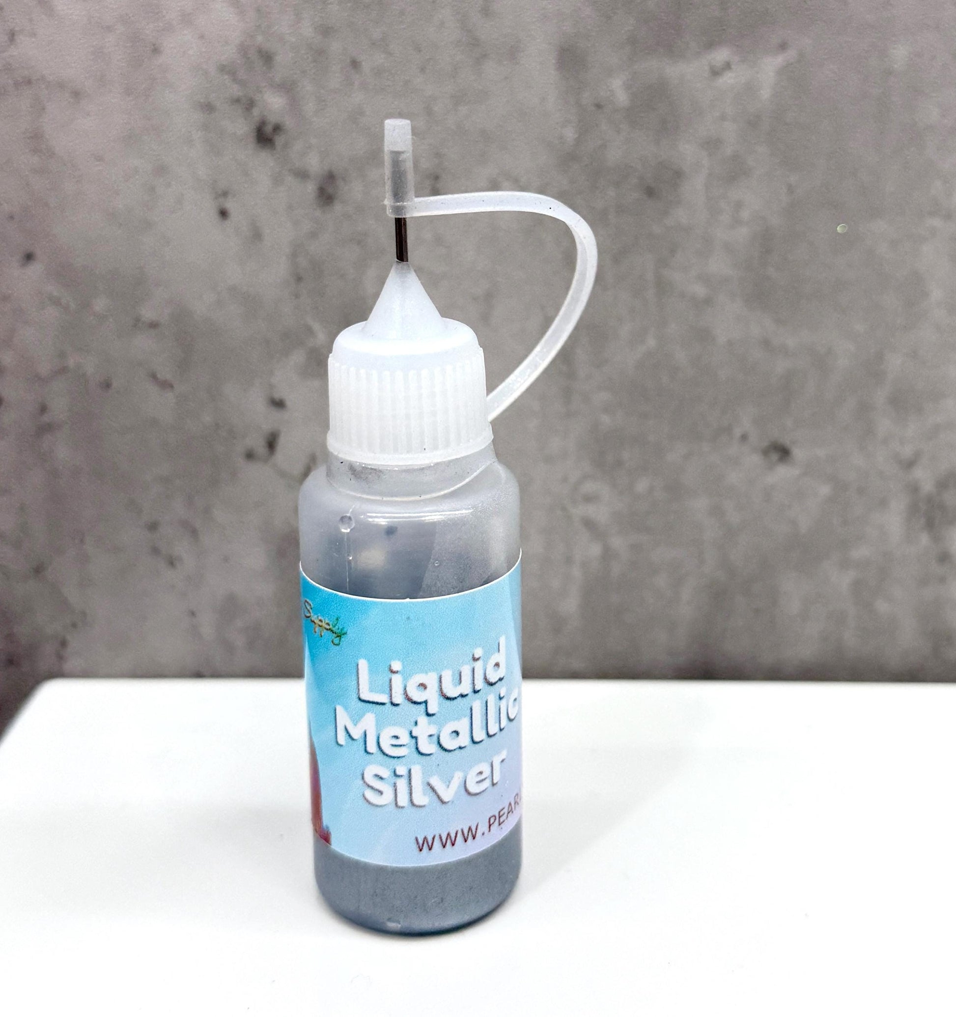 Metallic Liquid Paints – With Needle Tips